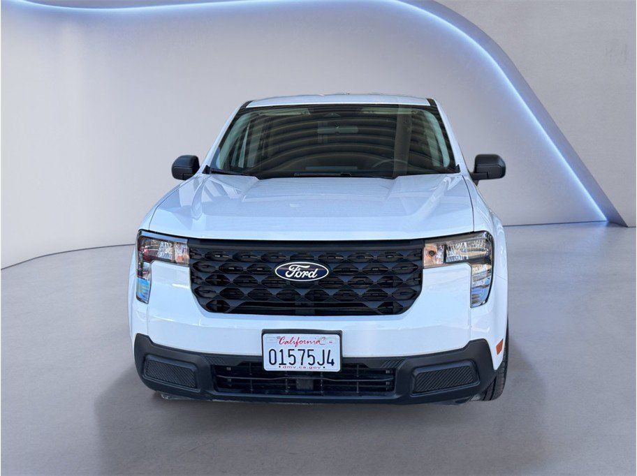 Used 2025 Ford Maverick XL FWD image 2