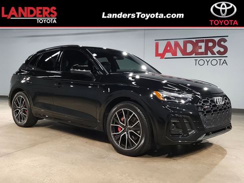 Used 2024 Audi SQ5 Prestige image 1