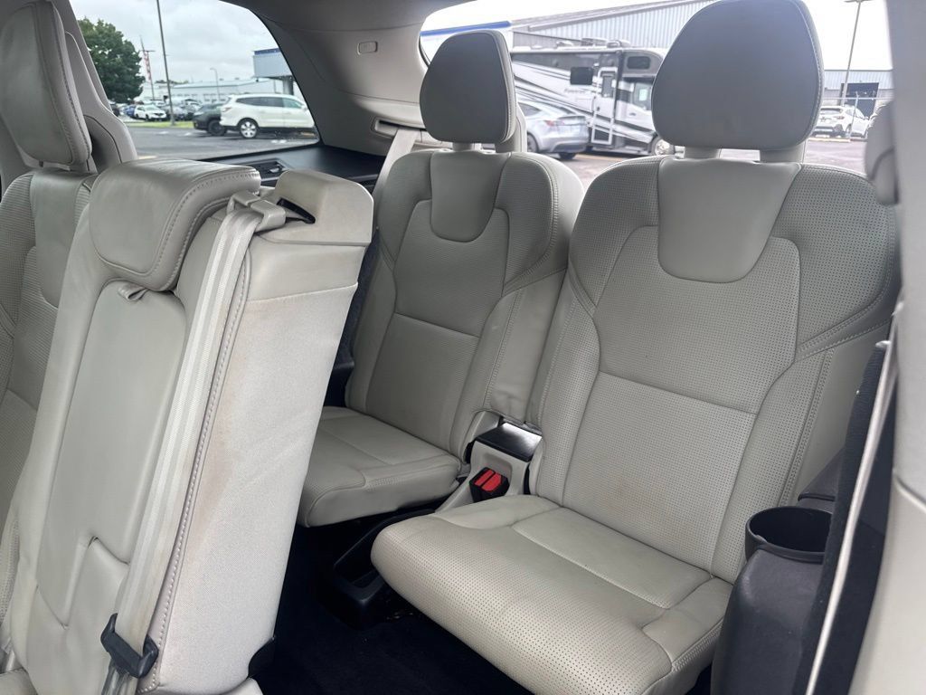 Used 2017 Volvo XC90 T6 Inscription w/ Vision Package AWD/4WD image 12