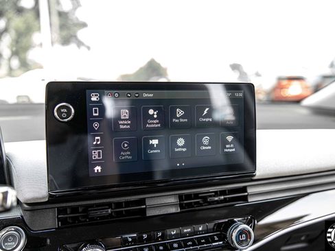 Used 2025 Honda Prologue EX image 25