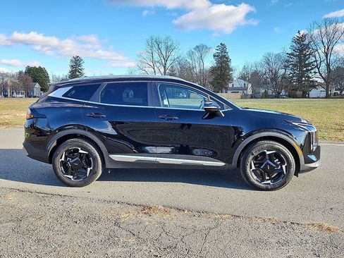 Certified 2026 Kia Sportage EX AWD/4WD image 8