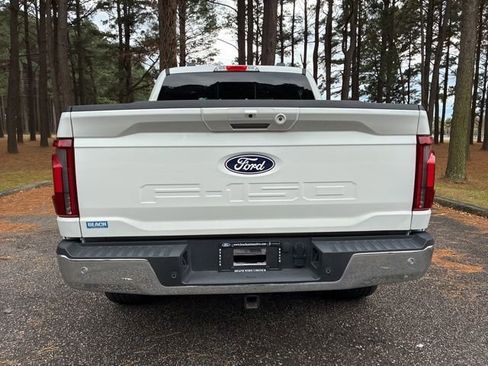 Used 2025 Ford F150 Lariat w/ Equipment Group 501A Mid image 4