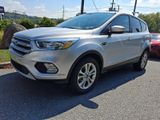 Used 2017 Ford Escape SE w/ SE Cold Weather Package image 3