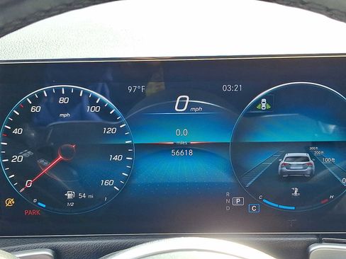 Used 2022 Mercedes-Benz GLB 250 4MATIC image 21
