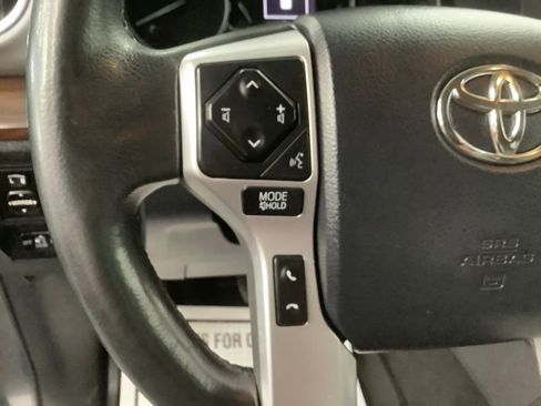 Used 2019 Toyota Tundra Limited w/ Limited Premium Package AWD/4WD image 15