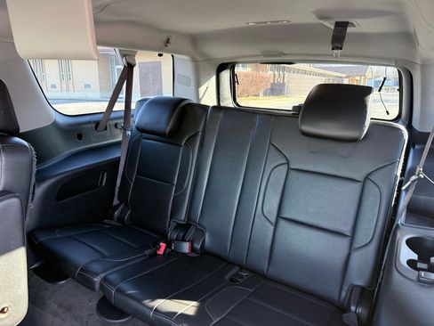 Used 2015 Chevrolet Suburban LTZ AWD/4WD image 13