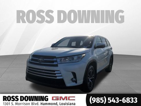Used 2019 Toyota Highlander Plus image 1