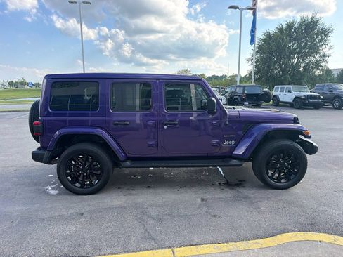 Used 2023 Jeep Wrangler Unlimited Sahara w/ Cold Weather Group AWD/4WD image 11