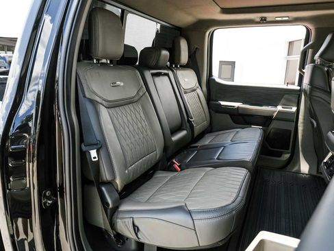 Used 2025 Ford F350 Platinum w/ Platinum Plus Package AWD/4WD image 26