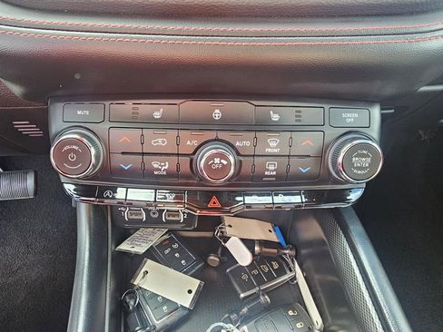 Used 2023 Dodge Durango GT image 21