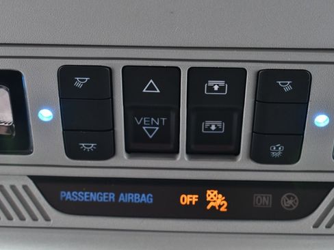 Used 2023 Ford Explorer XLT w/ Equipment Group 202A image 35