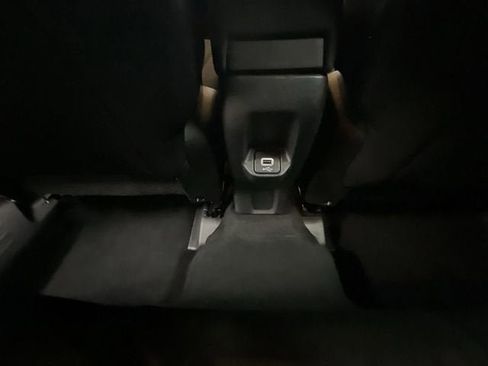 Used 2020 Jeep Renegade Latitude FWD image 20