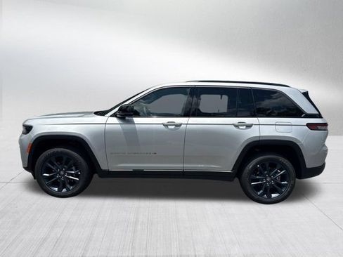 New 2026 Jeep Grand Cherokee Limited AWD/4WD image 8