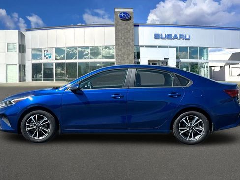 Used 2023 Kia Forte LXS w/ LXS Technology Package FWD image 9