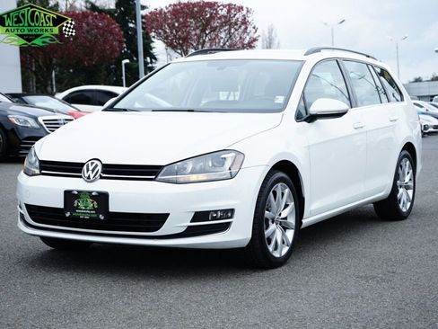 Used 2016 Volkswagen Golf SE w/ Lighting Package image 1