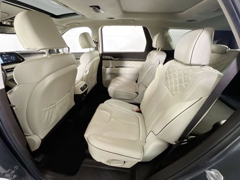 Used 2020 Hyundai Palisade Limited w/ Winter Weather Package image 24