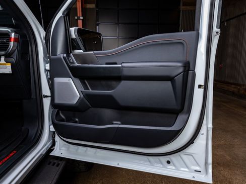 Used 2025 Ford F150 Raptor image 36