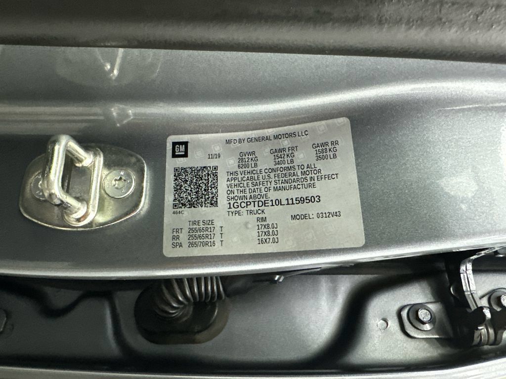Used 2020 Chevrolet Colorado Z71 AWD/4WD image 32