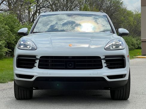 Certified 2023 Porsche Cayenne AWD/4WD image 7