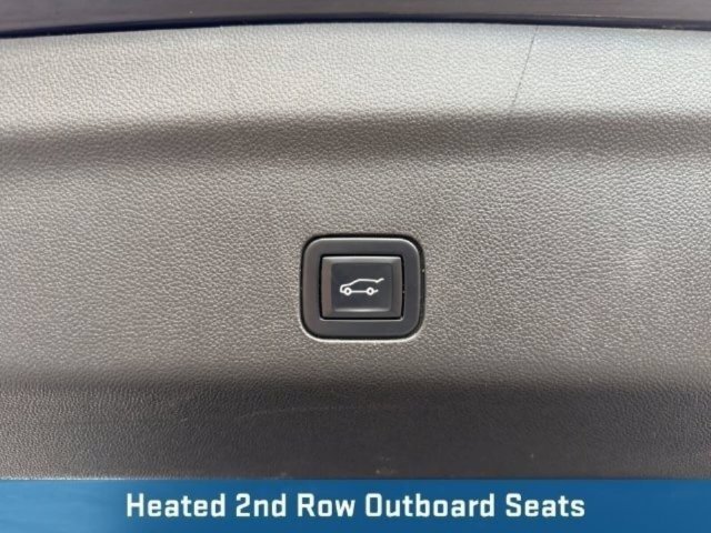 Used 2022 Chevrolet Tahoe Z71 w/ Luxury Package AWD/4WD image 45