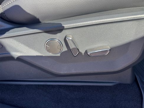 New 2025 Ford F150 Lariat w/ Equipment Group 502A High image 19