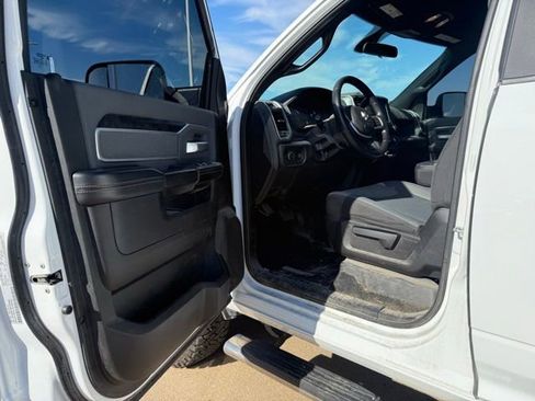 Used 2022 RAM 2500 Big Horn w/ Snow Chief Group AWD/4WD image 10