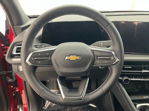 New 2026 Chevrolet Traverse LT w/ LPO, Floor Liner Package AWD/4WD image 11