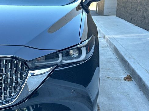 Certified 2025 MAZDA CX-5 Signature image 9