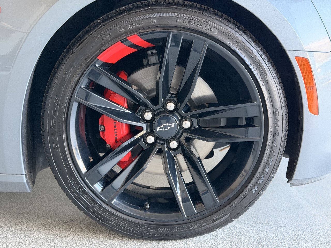 Used 2022 Chevrolet Camaro LT w/ Redline Edition RWD image 31