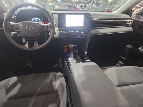 Certified 2025 Toyota Camry LE image 12