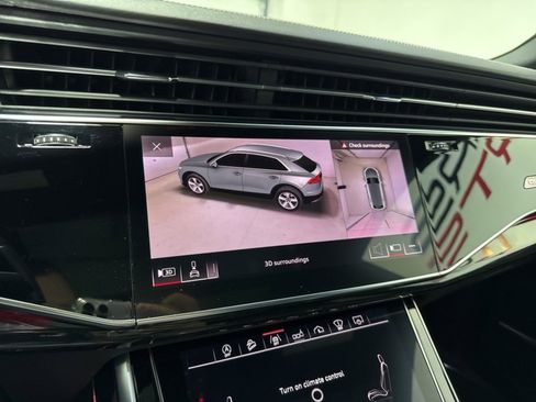 Used 2019 Audi Q8 Prestige w/ Adaptive Chassis Package image 40
