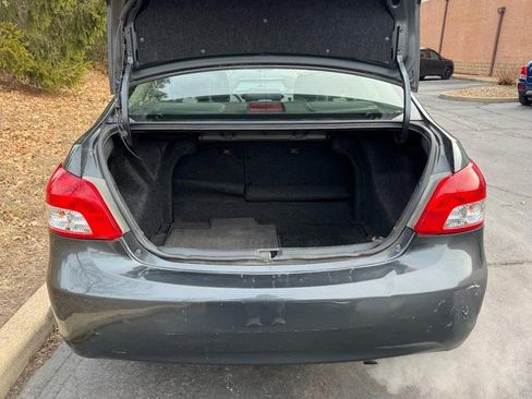 Used 2008 Toyota Yaris Sedan image 9