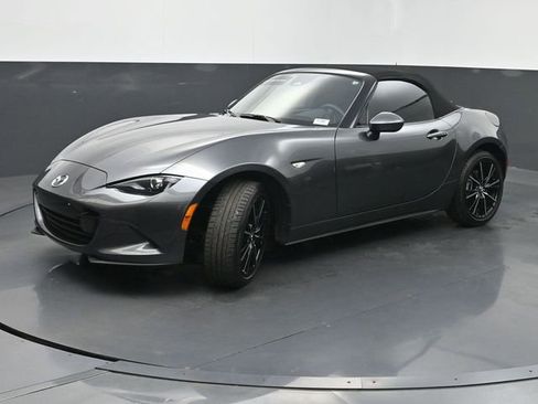 Certified 2025 MAZDA MX-5 Miata Grand Touring w/ Weather Package RWD image 5