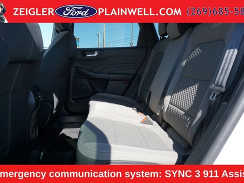 Used 2021 Ford Escape SE w/ Cold Weather Package AWD/4WD image 11