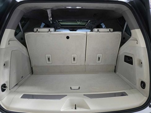 Used 2022 Cadillac Escalade Sport Platinum image 17