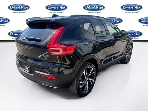 Used 2019 Volvo XC40 T5 R-Design AWD/4WD image 7
