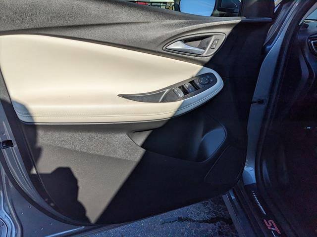 Used 2021 Buick Encore GX Preferred w/ Sport Touring Package FWD image 8