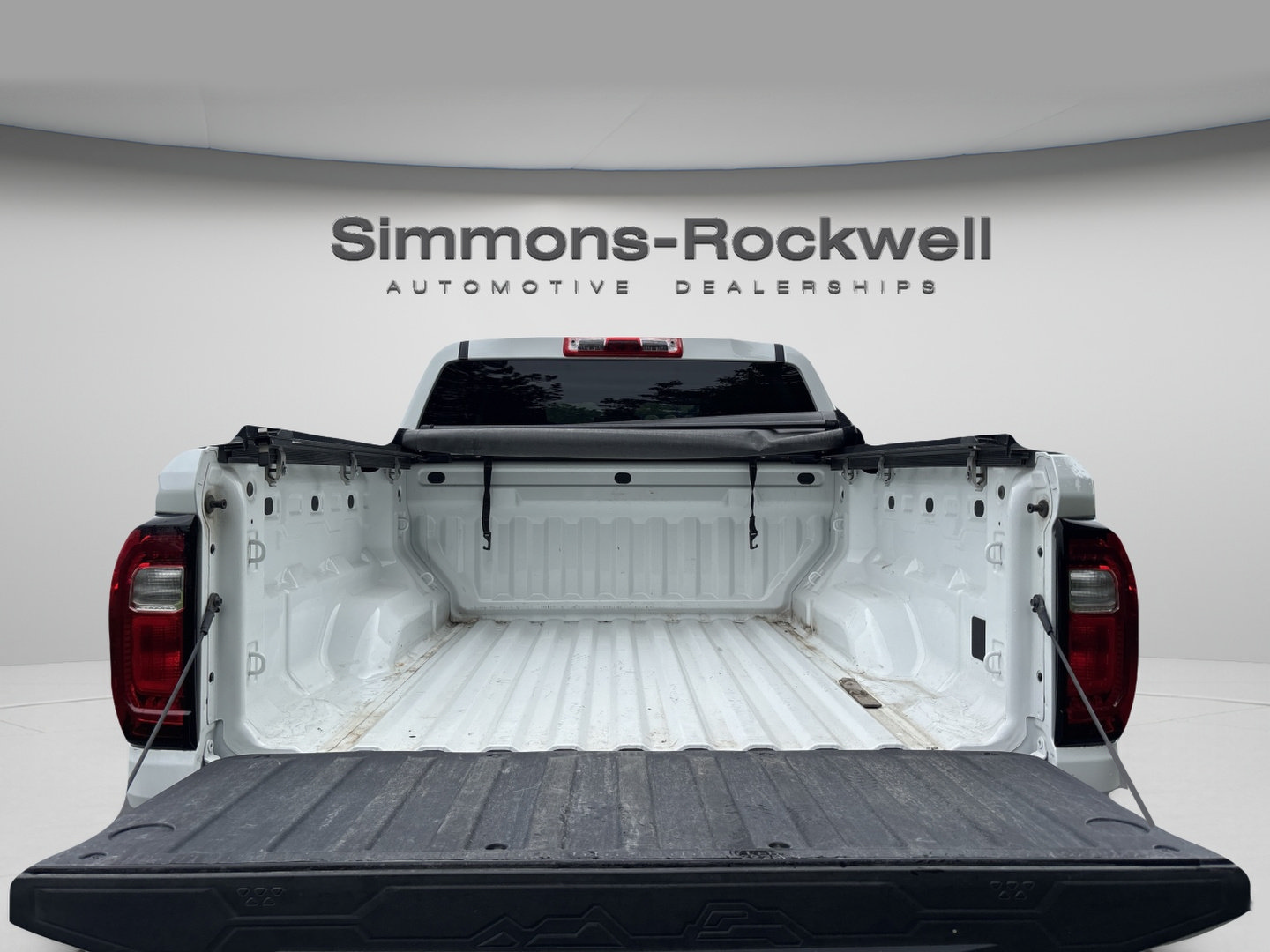 Used 2024 GMC Canyon Elevation AWD/4WD image 8