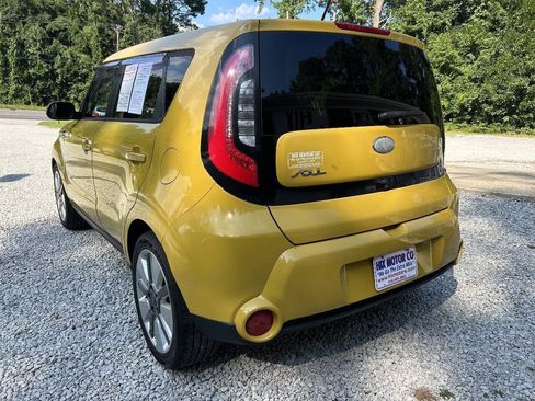 Used 2014 Kia Soul ! FWD image 3