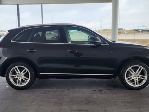 Used 2017 Audi Q5 2.0T Premium Plus w/ Technology Package image 5