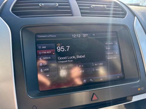 Used 2013 Ford Explorer Limited image 42