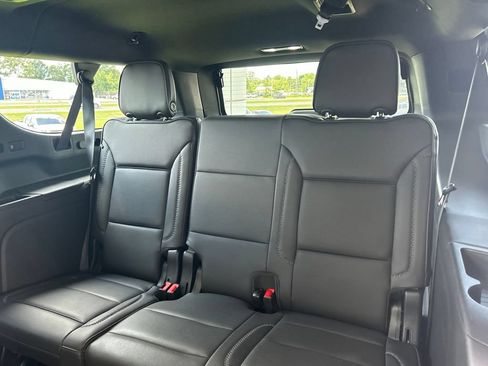 Used 2024 GMC Yukon XL Denali w/ Max Trailering Package RWD image 11