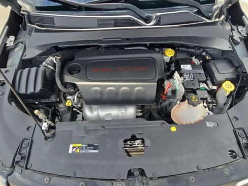 Used 2022 Jeep Compass Limited image 29