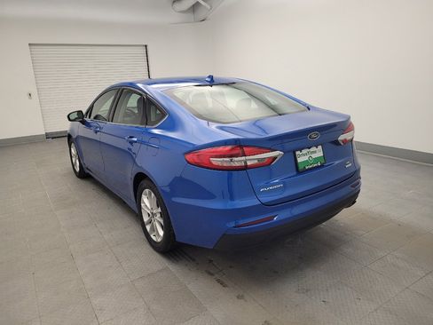 Used 2020 Ford Fusion SE image 5