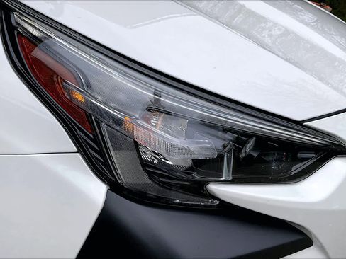 Used 2023 Subaru Outback Premium AWD/4WD image 27