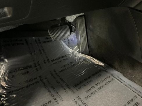 Used 2023 Hyundai Santa Fe SEL w/ Premium Package image 37