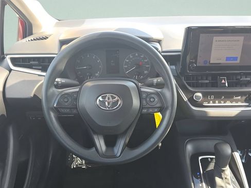 Used 2024 Toyota Corolla LE FWD image 12