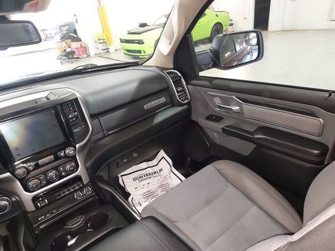 Used 2019 RAM 1500 Big Horn image 11