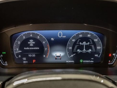 Used 2023 Honda Pilot Elite image 14