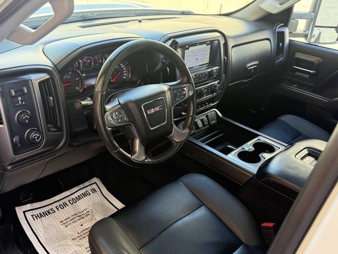 Used 2016 GMC Sierra 2500 SLT w/ Duramax Plus Package AWD/4WD image 16